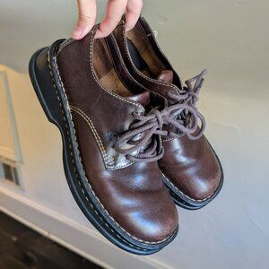 vintage born genuine leather oxfords in brown (US 6.5)